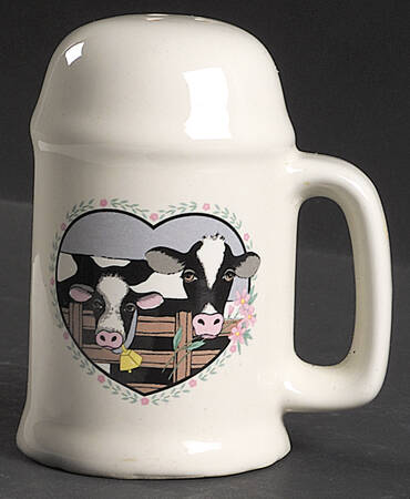 Buttercup Stove Top Pepper Shaker
