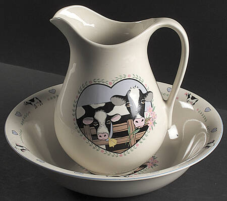 Buttercup 80 Oz Pitcher and Bowl Set
