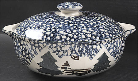 Cabin In The Snow 3 Quart Round Covered Casserole