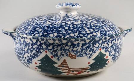 Cabin In The Snow 3 Quart Round Covered Casserole