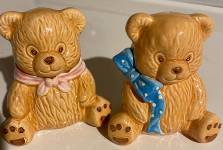 Country Bear Individual Figural Salt & Pepper Set