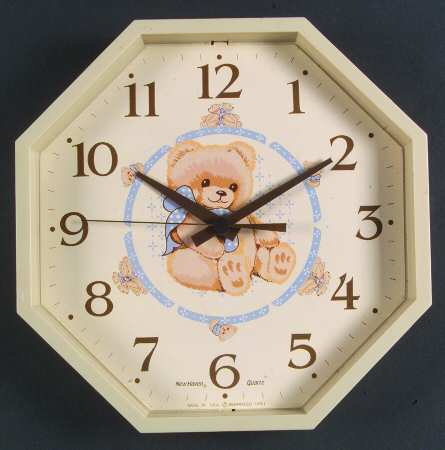 Country Bear Hanging Wall Clock