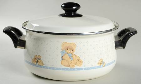 Country Bear 4 Quart Metal Covered Casserole