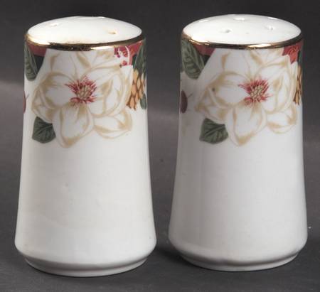 Magnolia Salt & Pepper Set