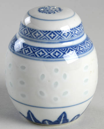 Rice Flower Salt Shaker