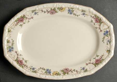 Primavera (Cream) 14" Oval Serving Platter