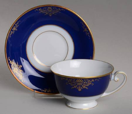 Alexander The Great Footed Cup & Saucer Set