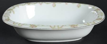 Arbutus 9" Oval Vegetable Bowl