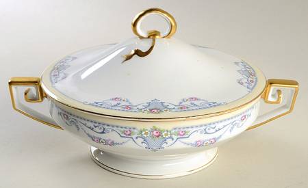 Arklow Round Covered Vegetable