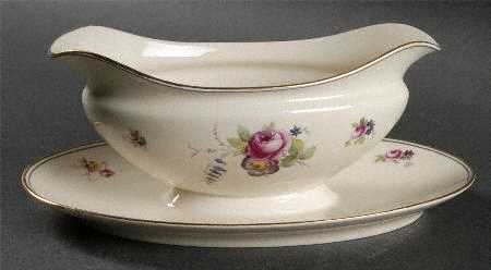 The Ascot Gravy Boat with Attached Underplate by Tirschenreuth