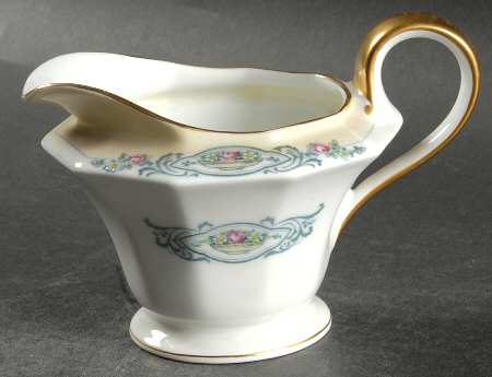 Beaumont Creamer by Tirschenreuth