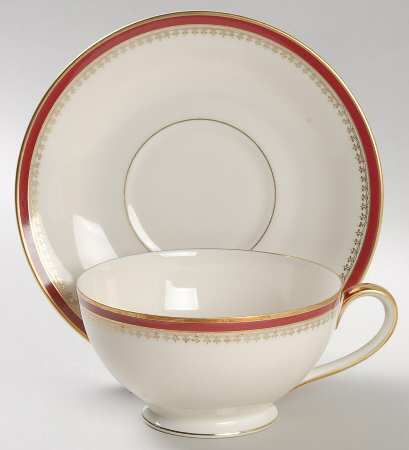 Bedford Footed Cup & Saucer Set