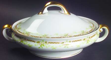 Biltmore Round Covered Vegetable