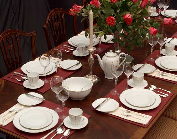 Blenheim 44 Piece Estate Set