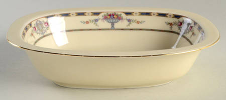 The Chatham 9" Oval Vegetable Bowl