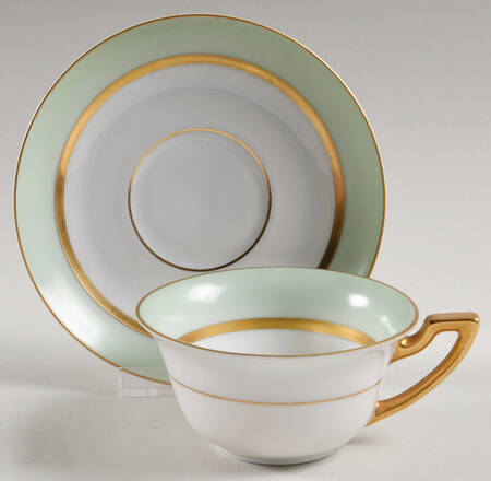 Clyde Green Flat Cup & Saucer Set