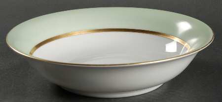 Clyde Green 9" Round Vegetable Bowl