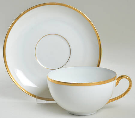 Colonial (Smooth Gold Band) Oversized Cup & Saucer Set