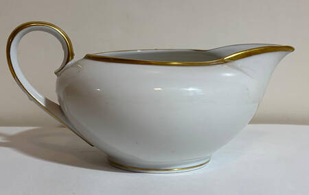 Colonial Creamer