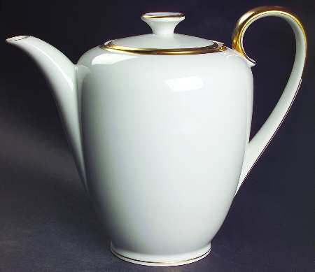 Colonial Coffee Pot & Lid