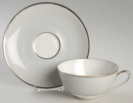 Dawn Flat Cup & Saucer Set