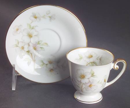 Dogwood Footed Demitasse Cup & Saucer Set