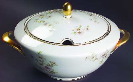 Dogwood Tureen &  Lid