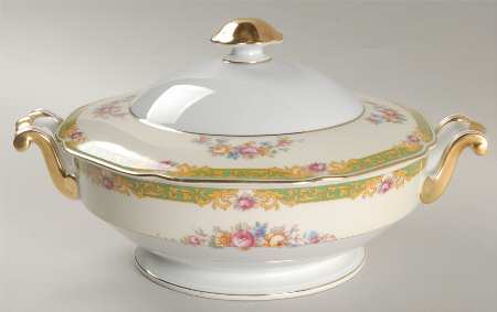 Dorset Round Covered Vegetable