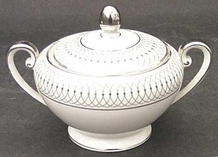The Elgin Mini Sugar Bowl & Lid