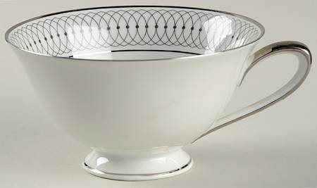 The Elgin Snack Cup