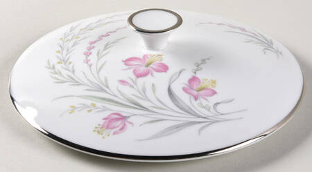 Entrancing Lid for Round Vegetable