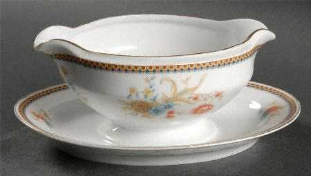 Essex Gravy Boat with Attached Underplate
