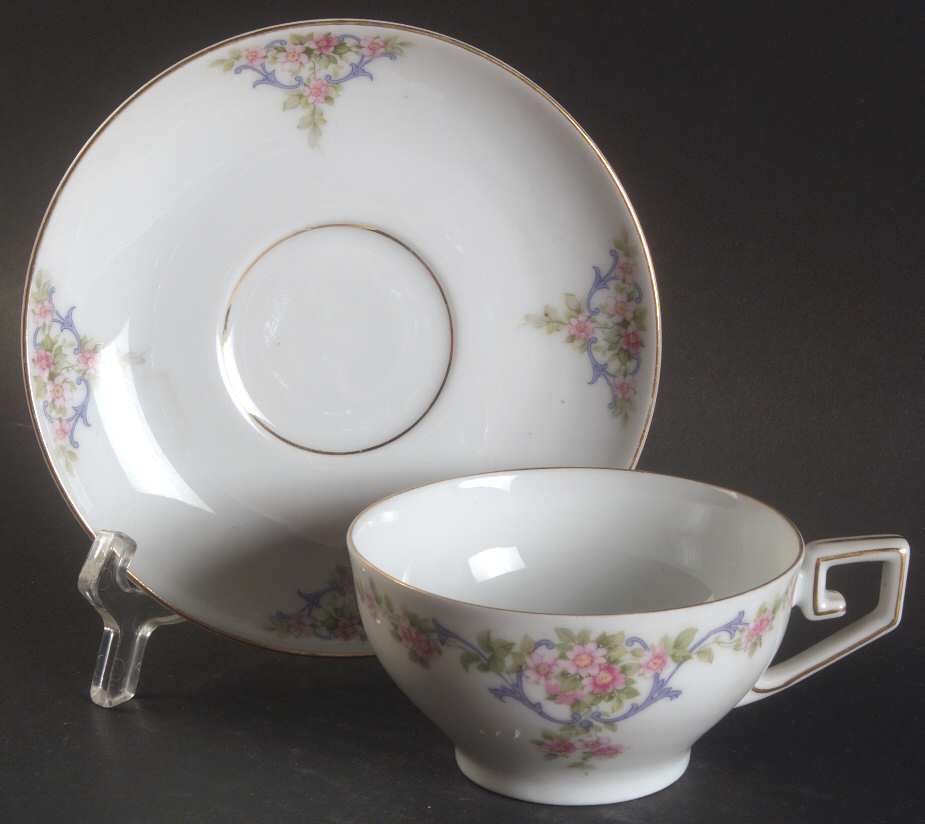 The Eton Flat Cup & Saucer Set