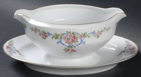 The Eton Gravy Boat with Attached Underplate