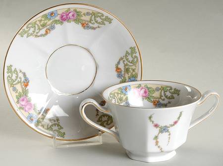 Fairmont Footed Bouillon Cup & Saucer