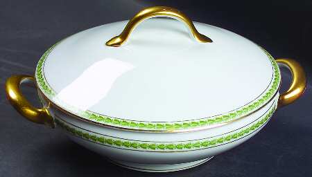 The Hudson Round Covered Vegetable