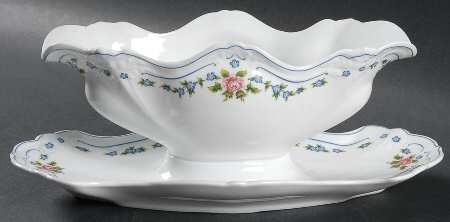 Isabelle Gravy Boat with Attached Underplate