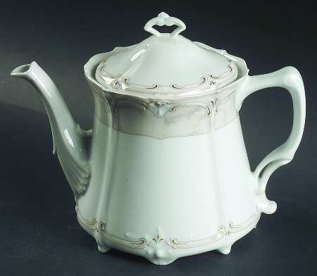 Jacqueline Teapot & Lid
