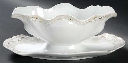 Jacqueline Gravy Boat with Attached Underplate