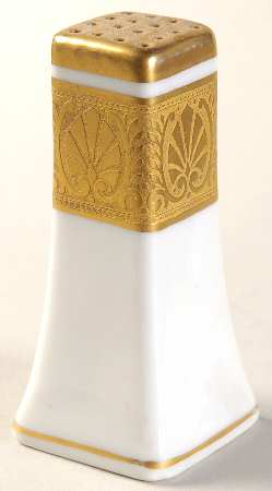 Laurel Pepper Shaker by Tirschenreuth