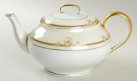 Madison Teapot & Lid
