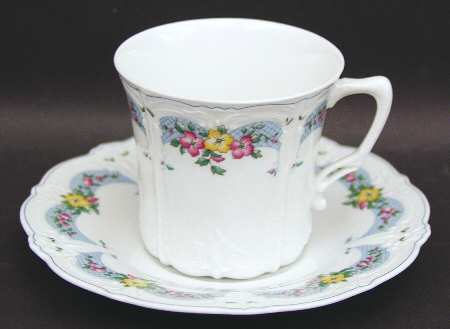 Marielle Flat Cup & Saucer Set