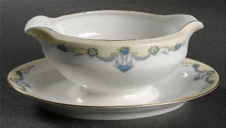 Mayfair Gravy Boat with Attached Underplate