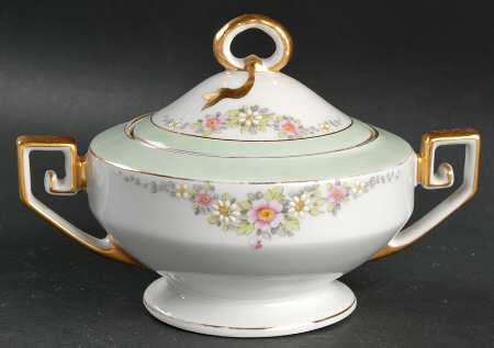 The Montrose Sugar Bowl & Lid
