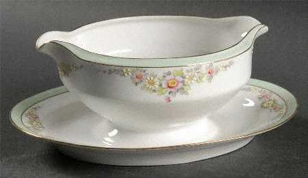 The Montrose Gravy Boat with Attached Underplate by Tirschenreuth