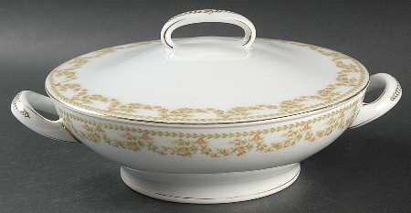 Newport Round Covered Vegetable
