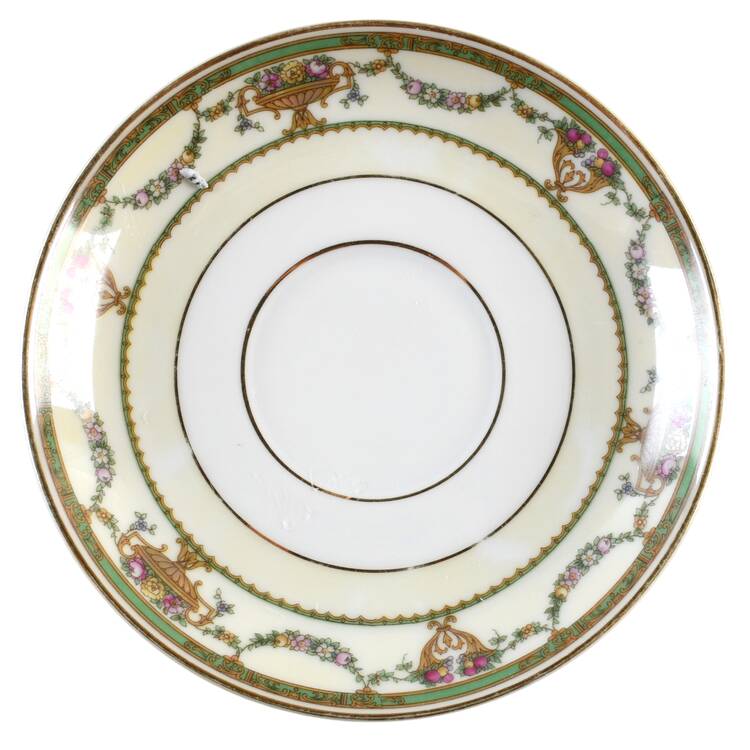 The Newton Saucer for Bouillon Cup
