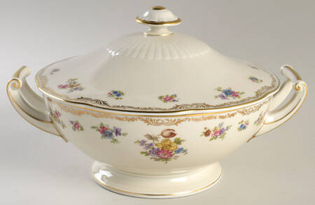The Newton Round Covered Vegetable