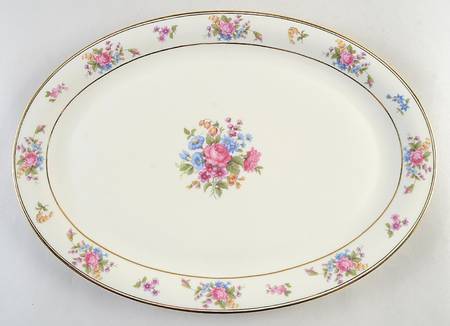 Queen's Rose Smooth #4416 15" Oval Serving Platter