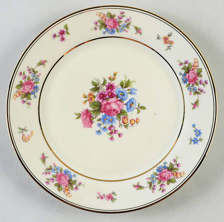Queen's Rose Smooth #4416 Salad Plate